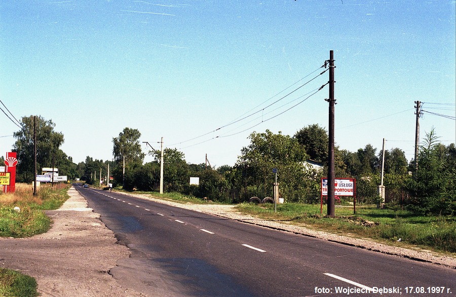 Fragment nieczynnej trasy do Aleksandrowa w 1997 r.
