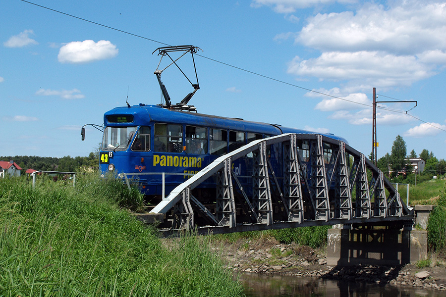 Na moście w Lutomiersku