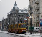 Łódź, i filmami i tramwajami stoi