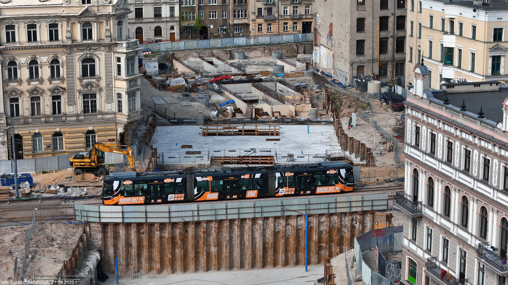 Przez plac budowy