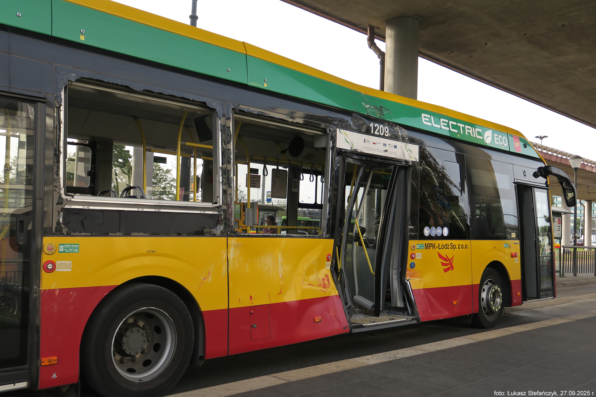 Zderzenie Woltana 1705+1707 z elektrykiem 1209 /04