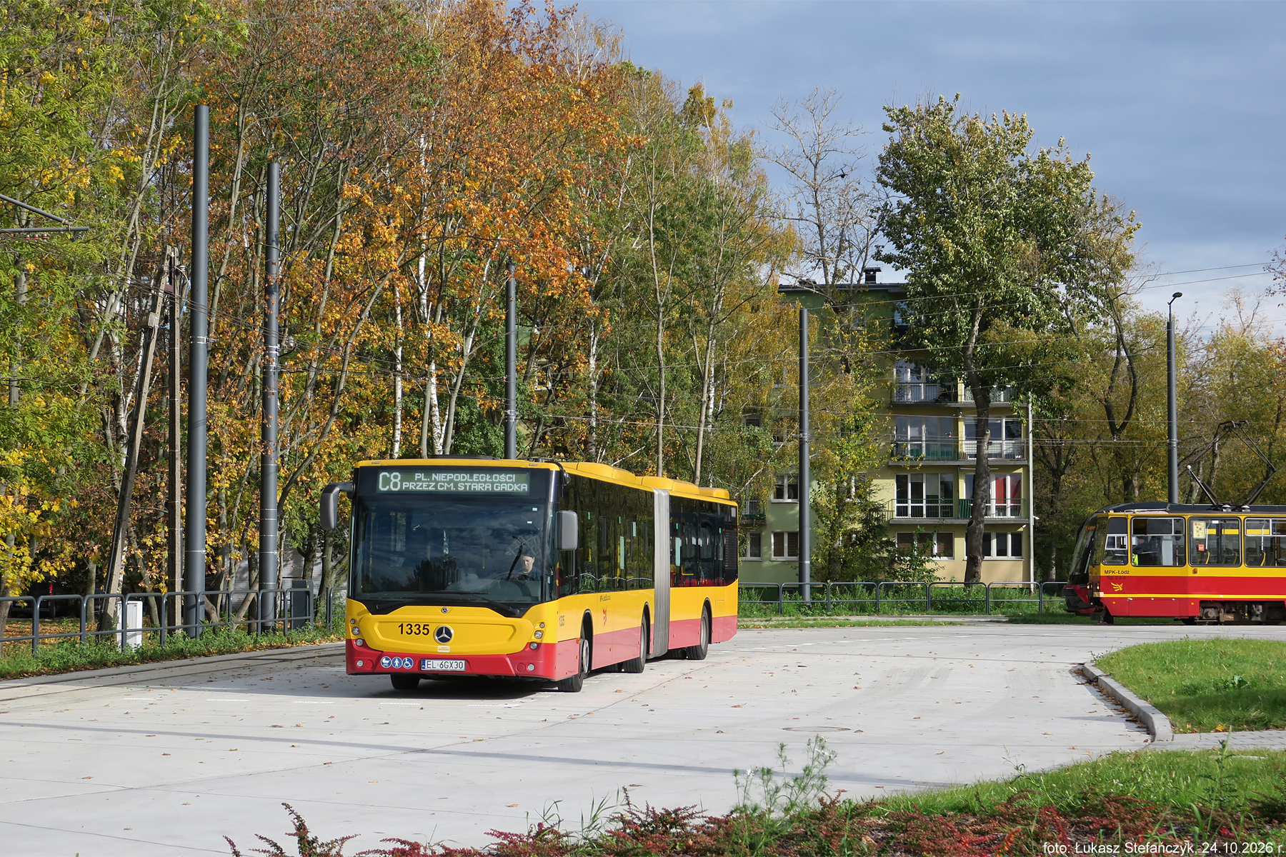 Krańcówka Dąbrowa Niższa z wykorzystaniem opcji autobusowej /01