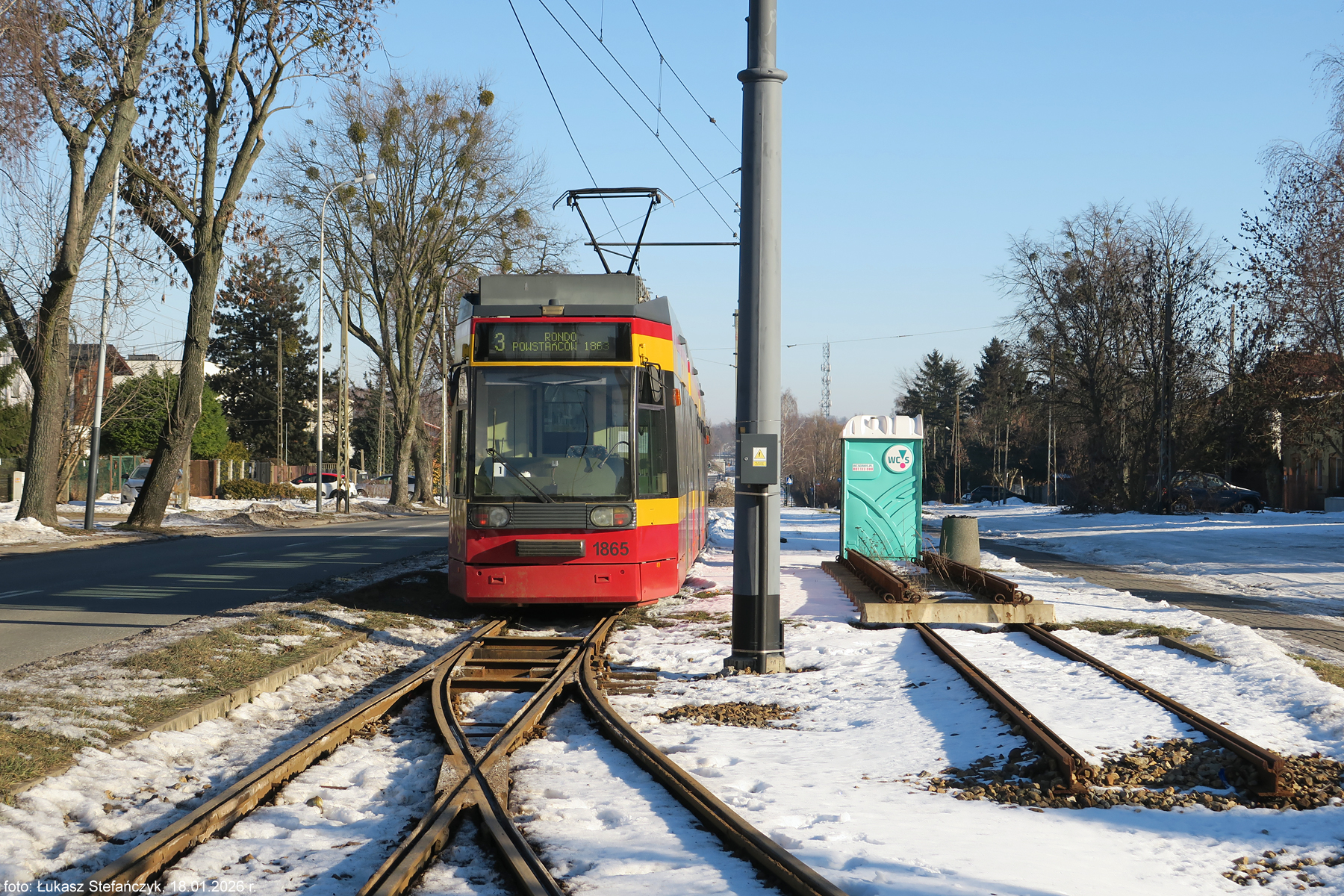 Kolejny żółto-czerwony niezmodernizowany