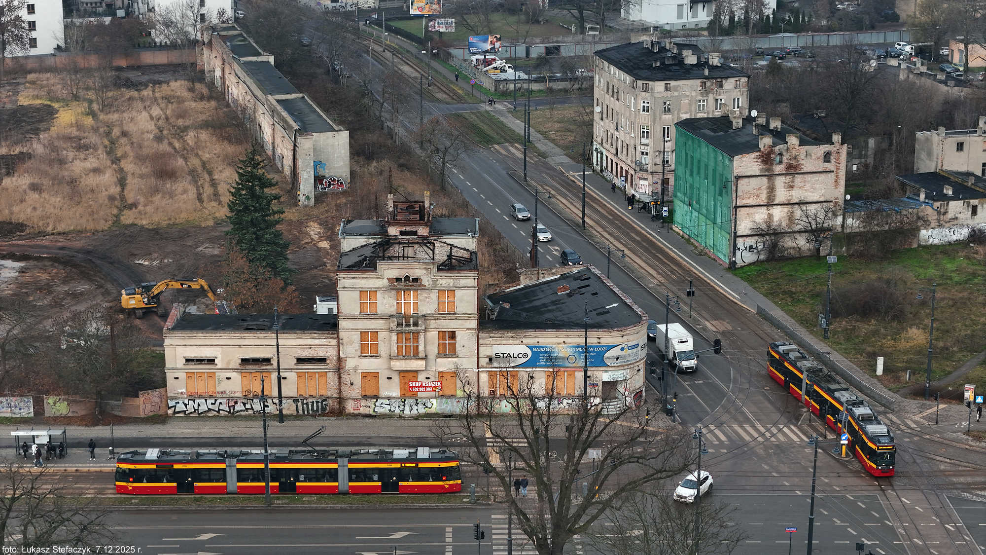 Pozostałości zabudowań zajezdni Dąbrowskiego w przeddzień adaptacji deweloperskiej /02