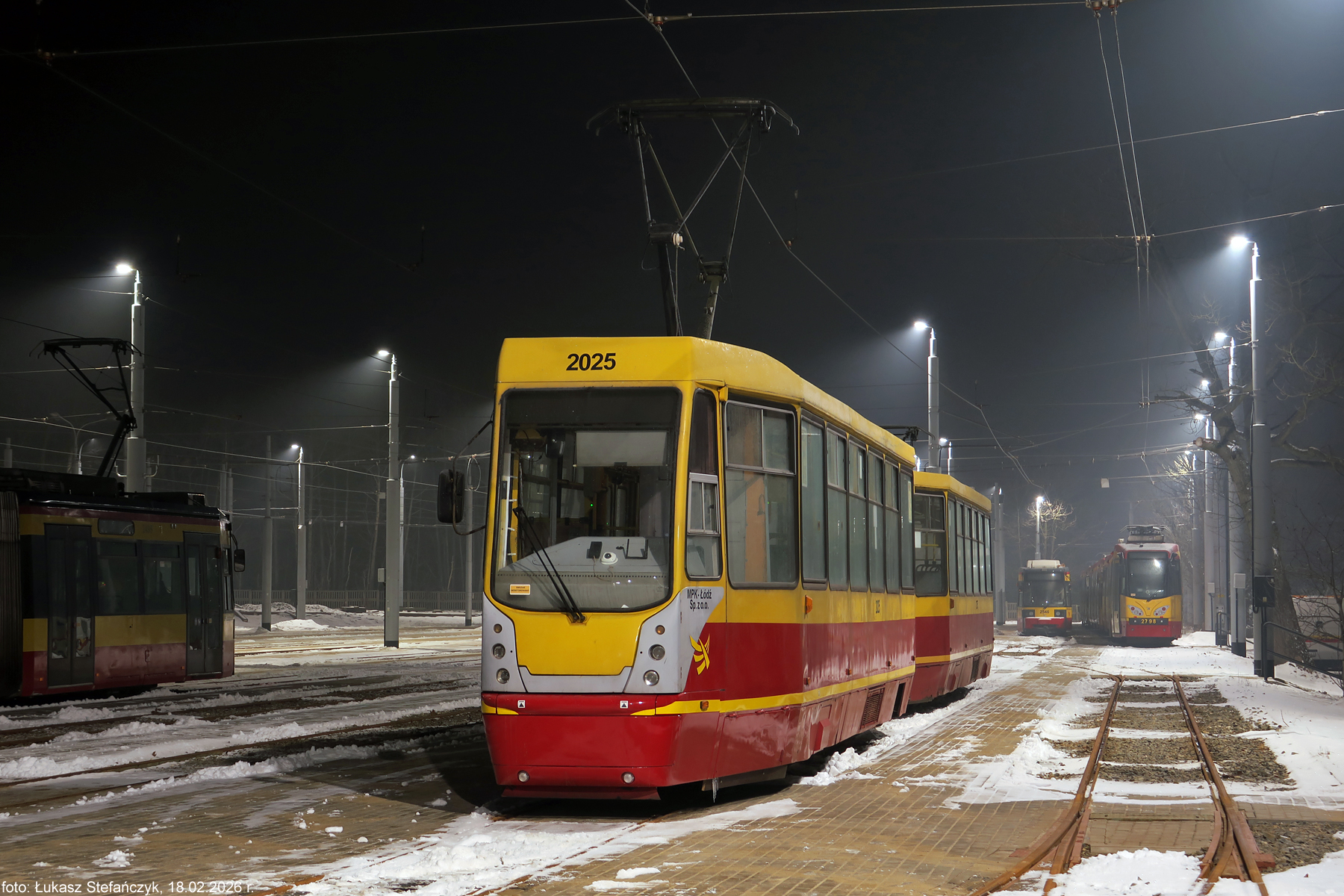 Mroźny wieczór w Zajezdni Chocianowice /02