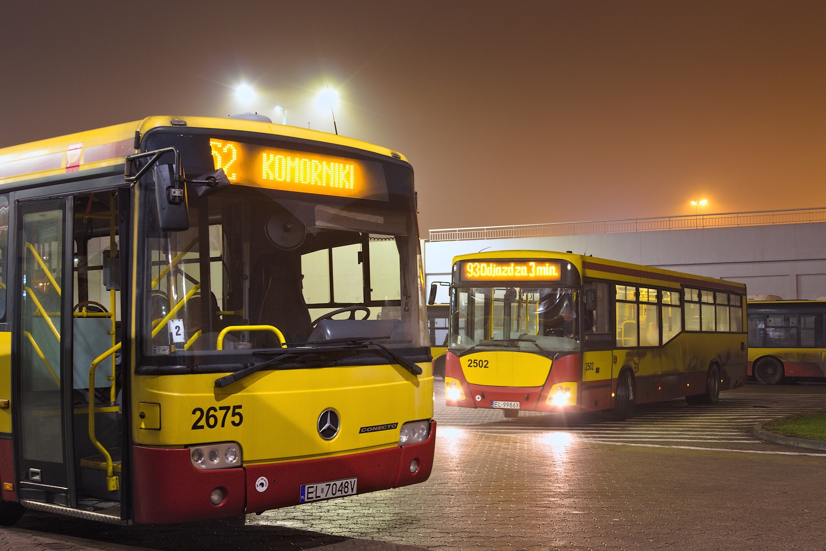 Pożegnania i podsumowania roku 2022 - autobusy