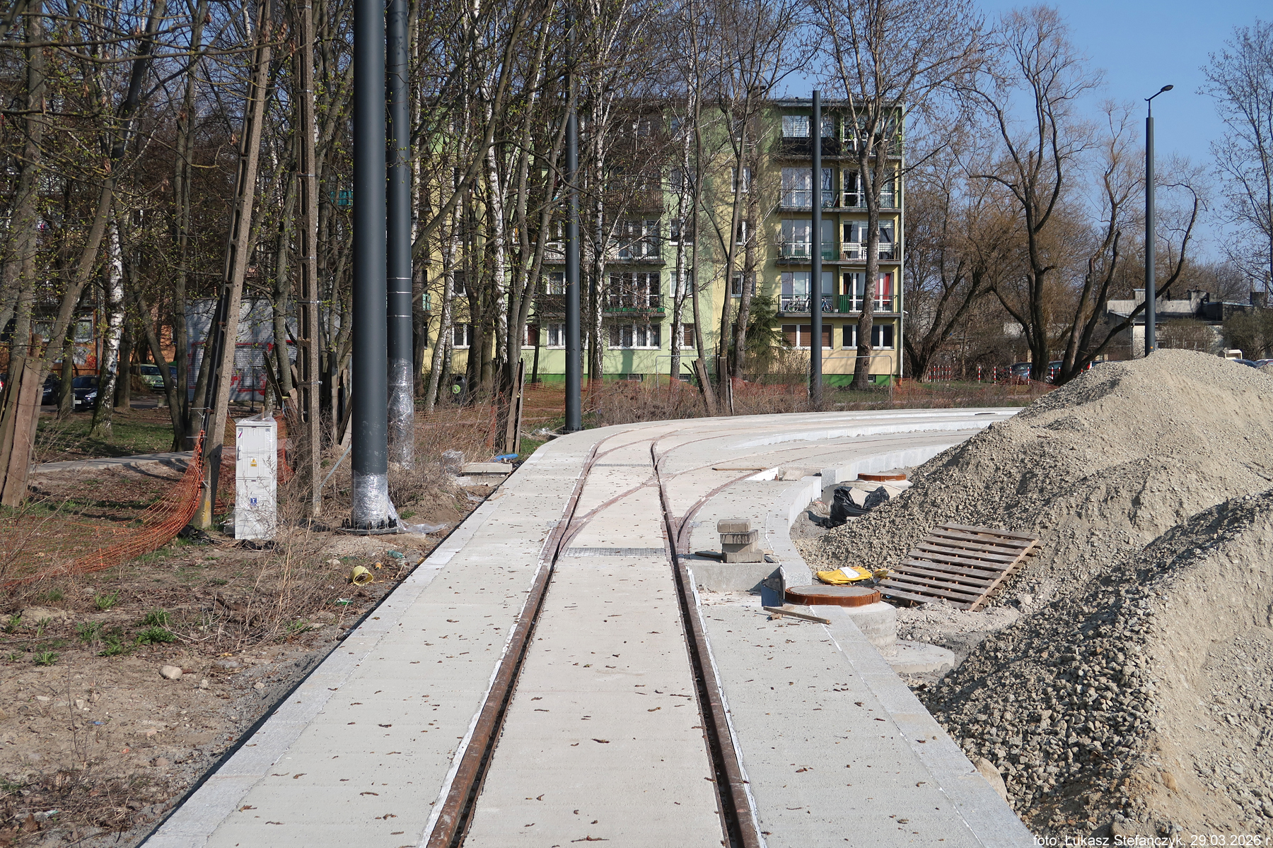 Nowa krańcówka Dąbrowa-Śląska - zjazd