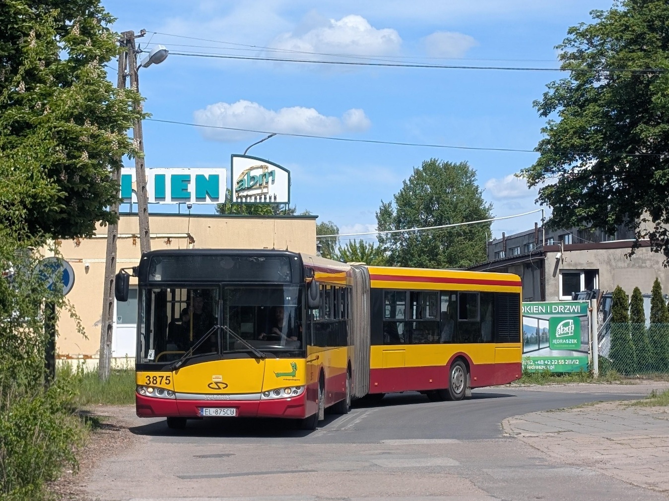 Na dawnej bazie PKS Pabianice