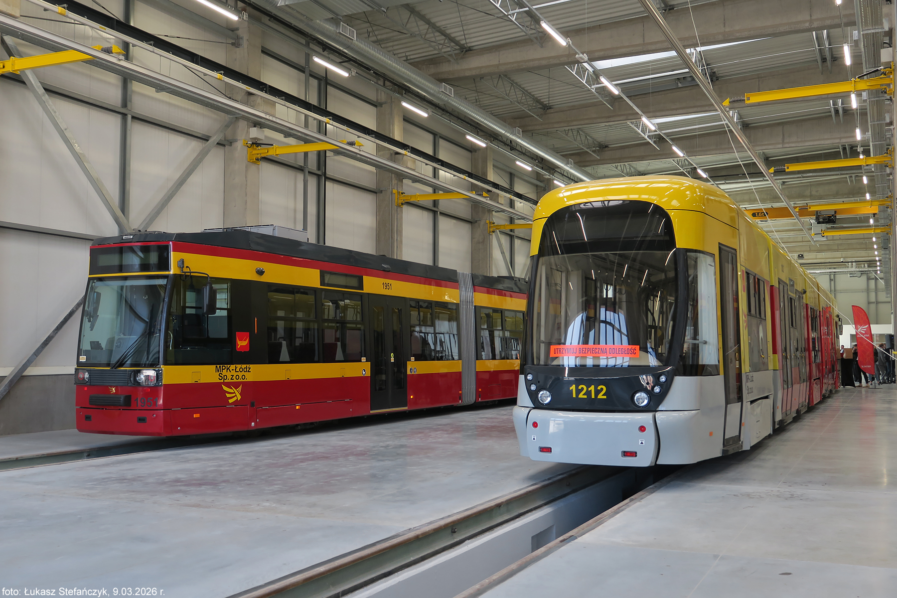 W dniu otwarcia Zakładu Techniki na Helenówku /09