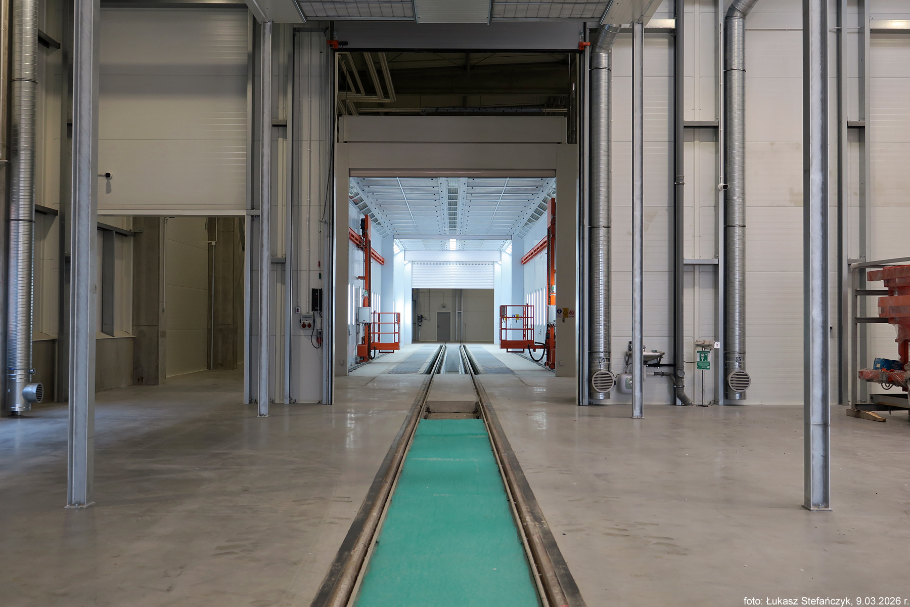 W dniu otwarcia Zakładu Techniki na Helenówku /17