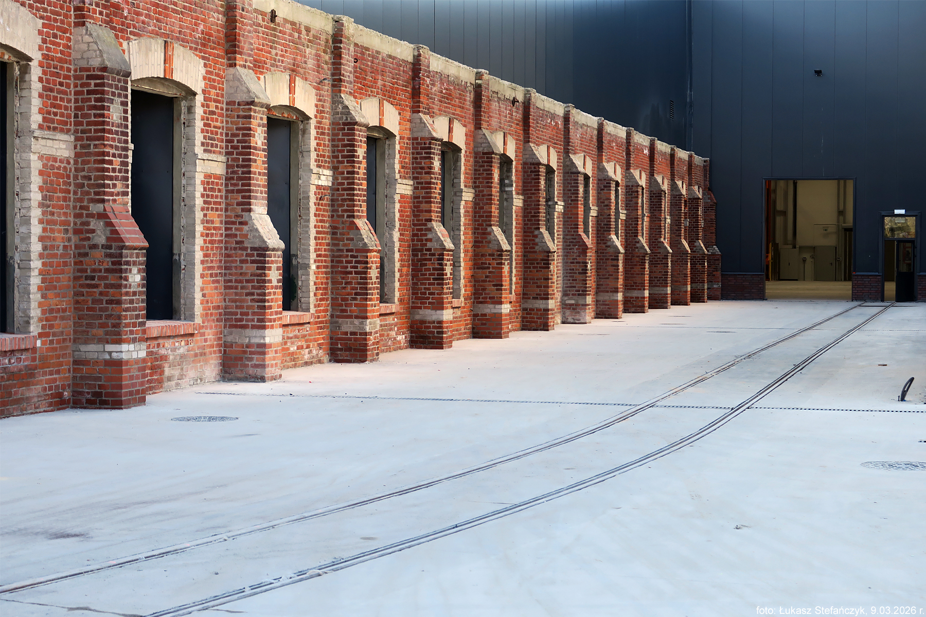 W dniu otwarcia Zakładu Techniki na Helenówku /19