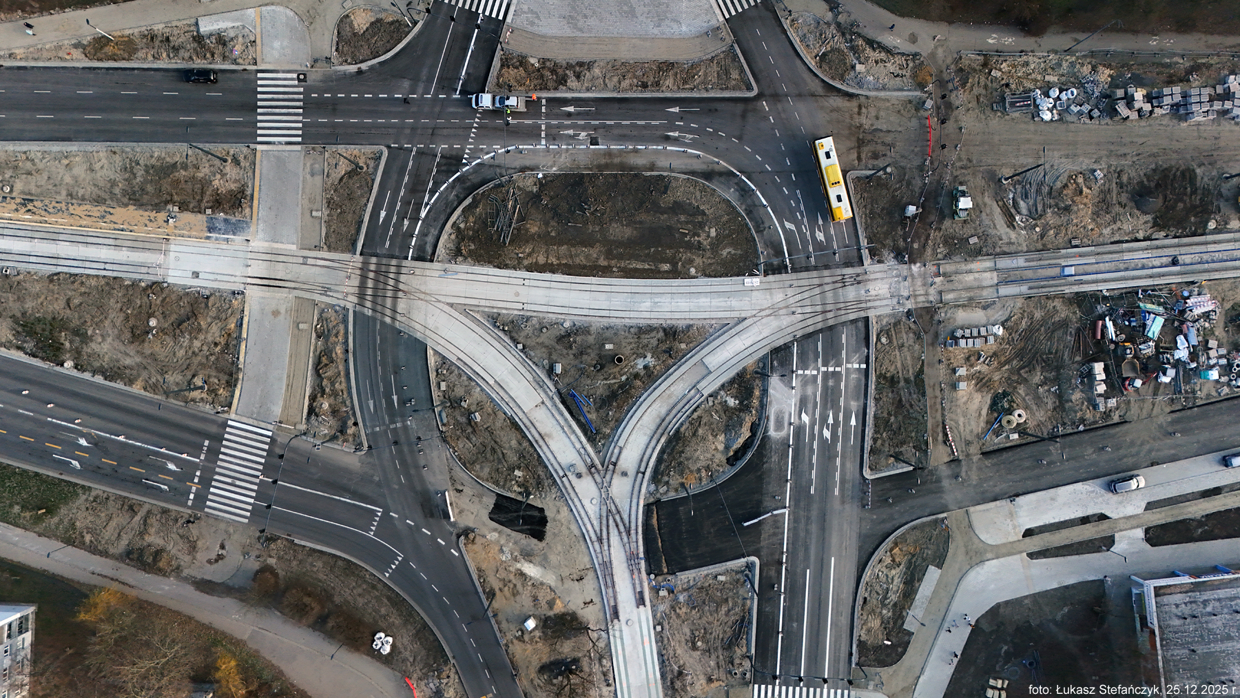 Rondo Broniewskiego po częściowym oddaniu do ruchu